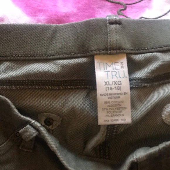 Jeans - Picture 2 of 3